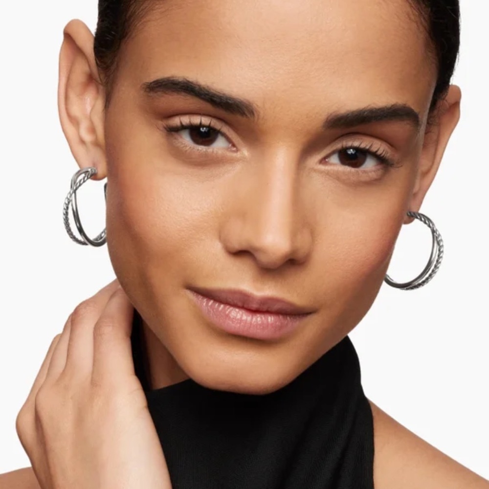Brand New Elegant David Yurman Silver Hoop Earrings